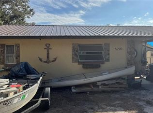 5290 Circle Dr, Weeki Wachee, FL 34607