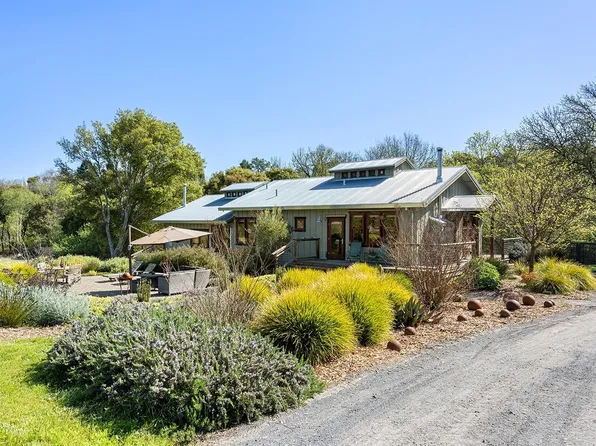 2485 Sanders Road, Sebastopol, CA 95472