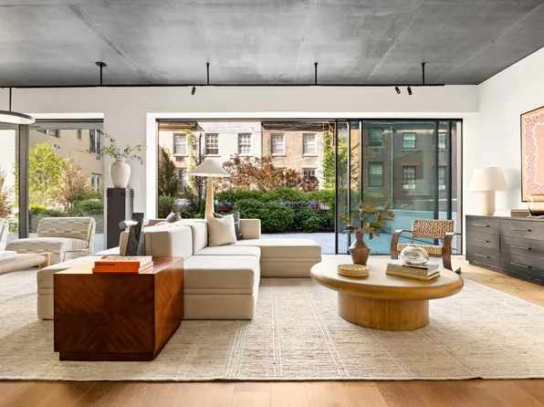 455 West 19th Street image 16 of 29