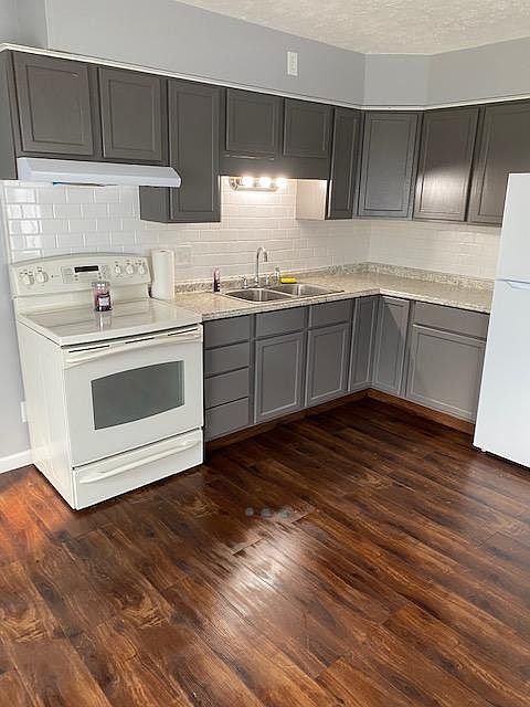 1st image of 486 Park Blvd