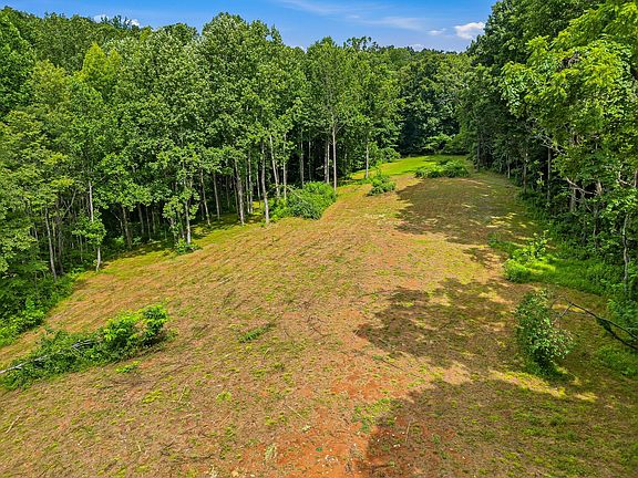 3rd image of 189 Bud Pvt Ln