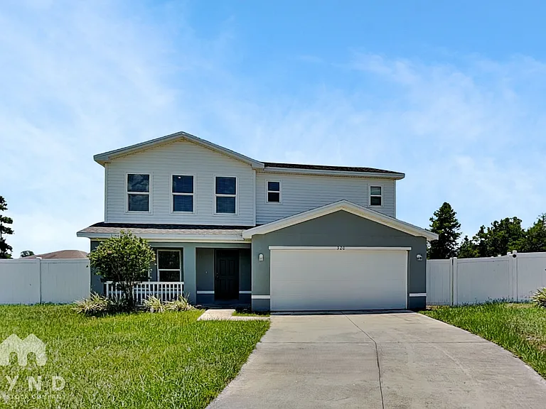 320 Daffodil Ln — Photo 1
