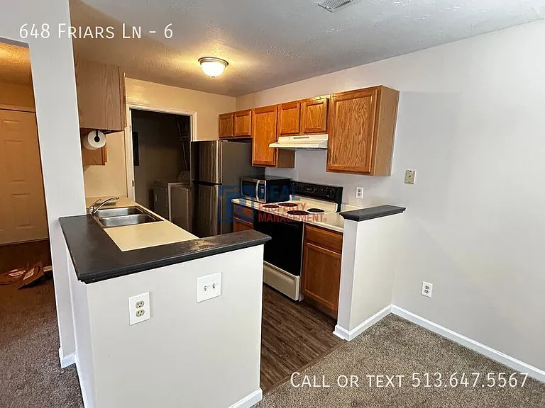 648 Friars Ln #6 — Photo 2