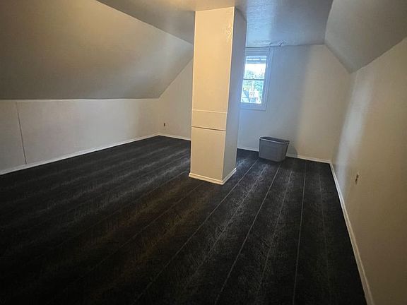5th image of 508-10 E 6th St #1/2