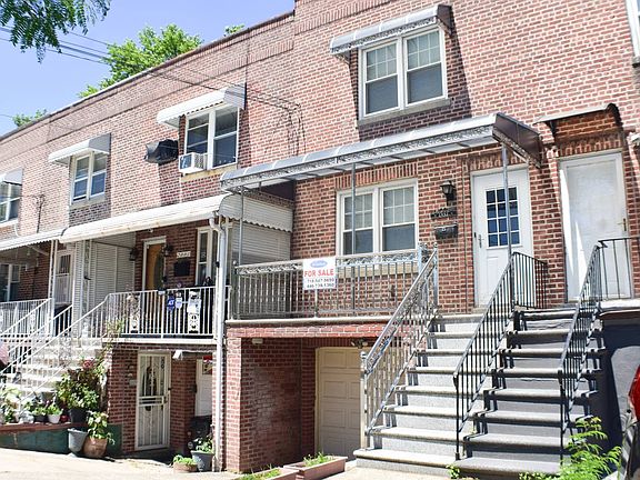 2nd image of 2883 Dewitt Pl