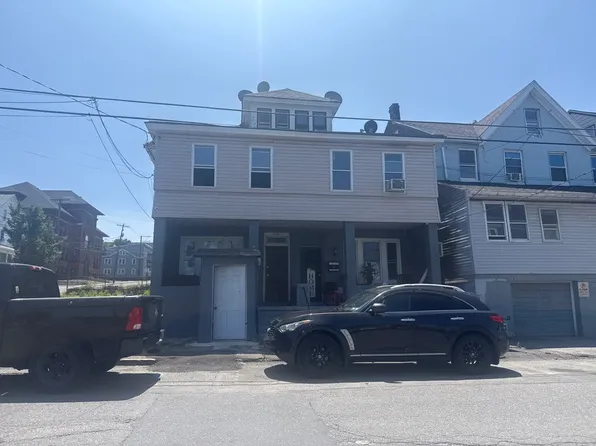 240-242 E Mine St, Hazleton, PA 18201
