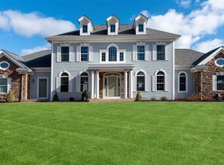 5 Pinnacle Blvd, Newburgh, NY 12550