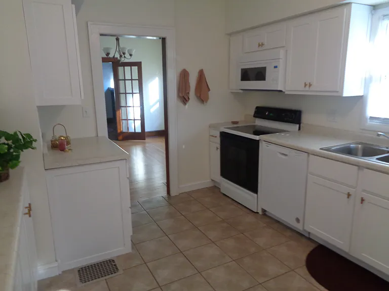 529 Ridgelawn Ave — Photo 13