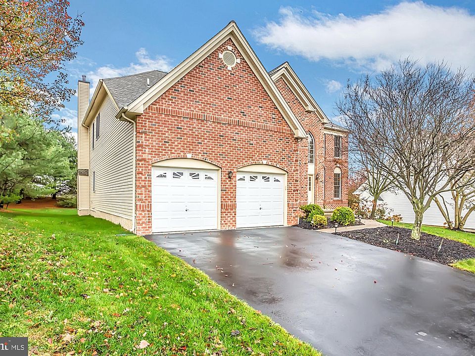 1st image of 318 Prescott Dr