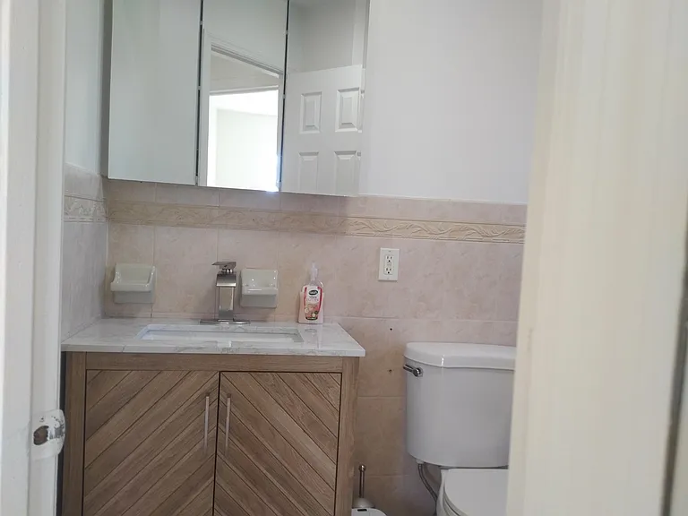 Wortman Ave — Photo 10