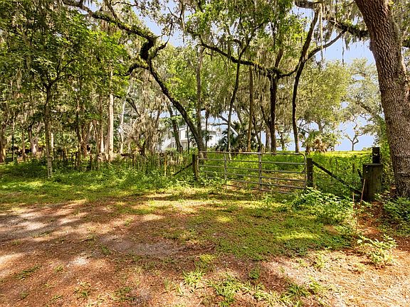 4th image of 16385 Waterville Rd