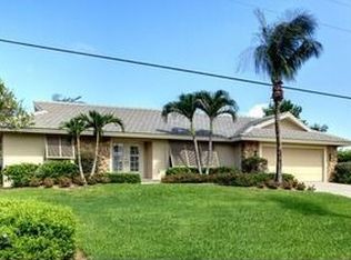 2182 Tarpon Rd, Naples, FL 34102