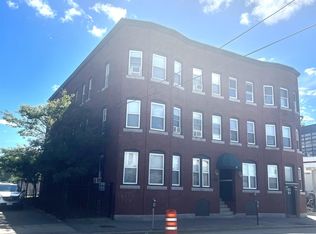 97 Bridge St, Manchester, NH 03101