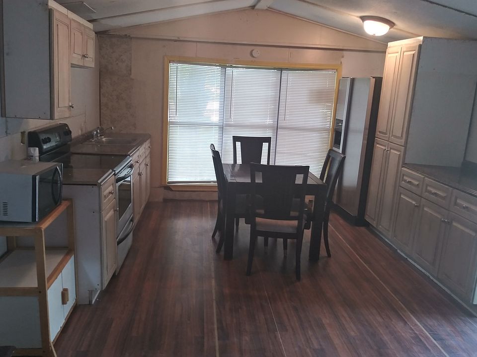 2nd image of 8423 E 27th Ave