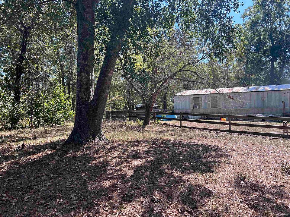 1st image of 142 Cotton Thompson Rd