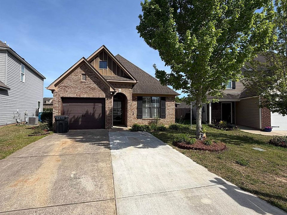 1st image of 389 Reed Way