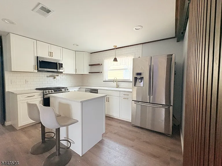 304 W Linden Ave — Photo 4