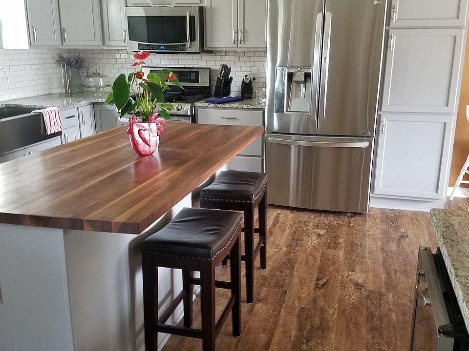 1st image of 2407 Cedar Creek Dr