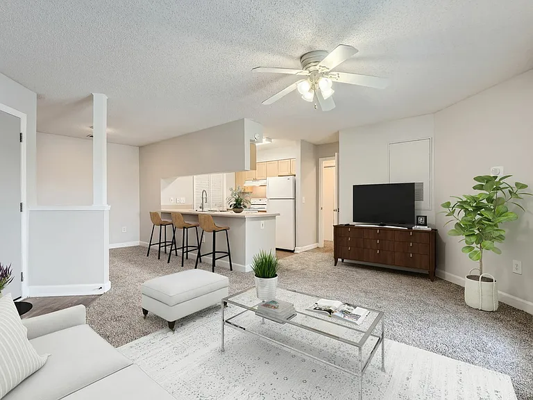 Rise Matthews Pointe — Photo 31