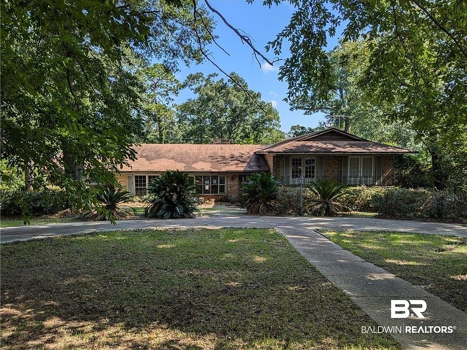 1st image of 3608 Linden Ln