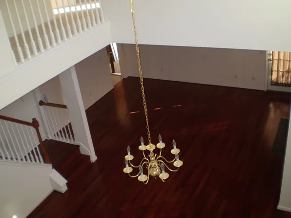 267 W Gilbert St, Hampton, VA 23669