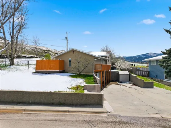 632 Weber Dr, Sturgis, SD 57785