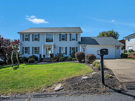 2nd image of 413 White Birch Dr