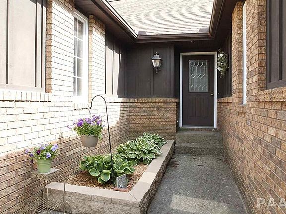4th image of 29993 Woodfield Dr