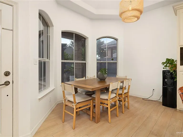 3301 Santa Olivia St — Photo 10
