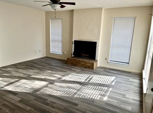 201 W Trinity St #B, Forney, TX 75126