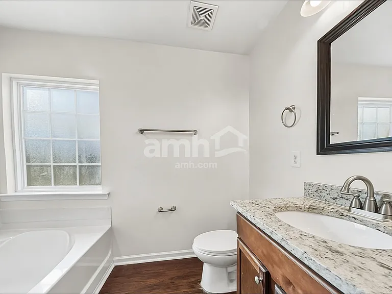 9675 Spencer Woods Rd — Photo 14