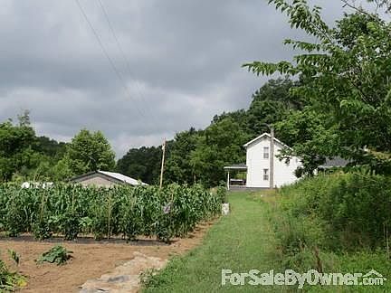 2nd image of 307 Private Road 1490