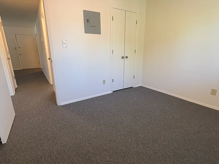 2727 S Sterling Ave #G — Photo 16