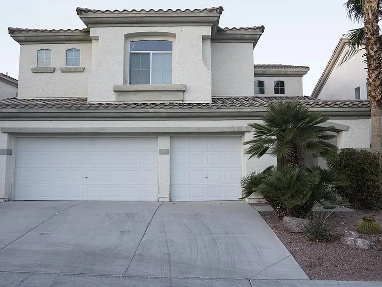 320 Falcons Fire Ave — Photo 1
