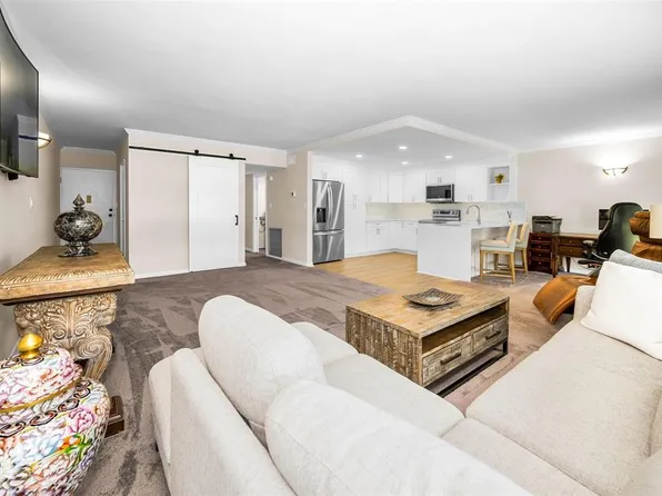 1655 S Highland Ave APT D241, Clearwater, FL 33756