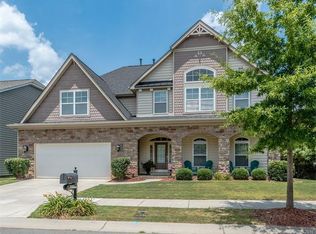 8504 Dargan Ln, Waxhaw, NC 28173