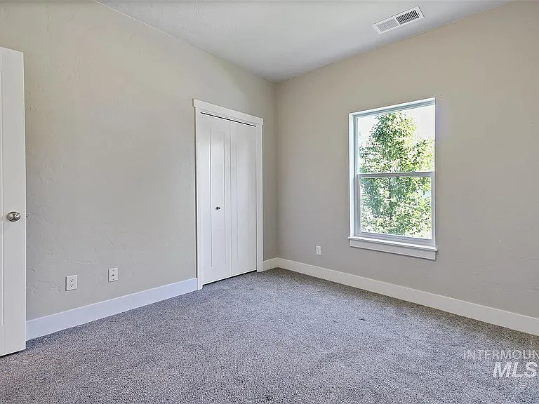 4335 Adams St — Photo 16