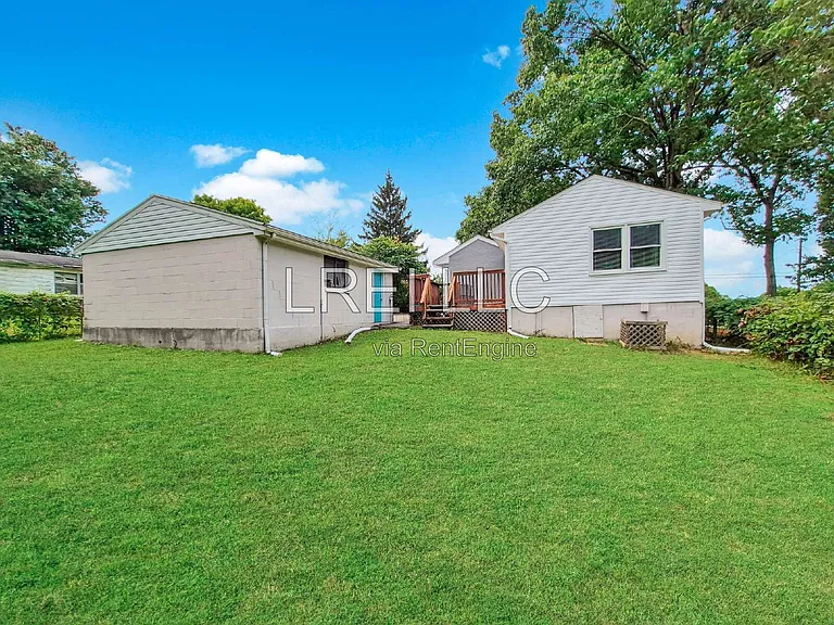 10815 Alberta Dr — Photo 19
