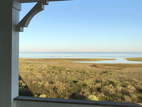 5th image of 22410 Bay Vista Dr