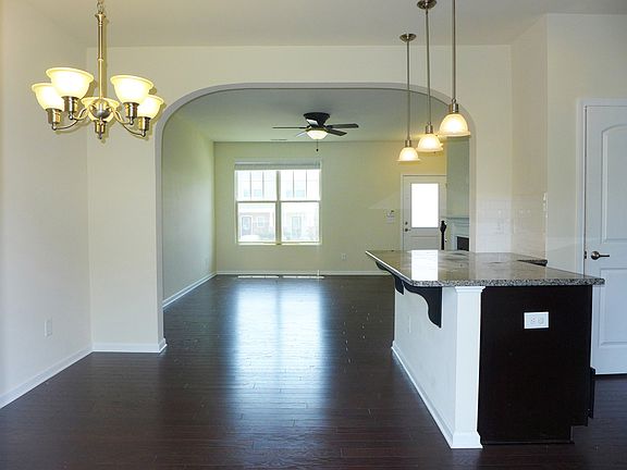 5th image of 15 Saint Elias Dr