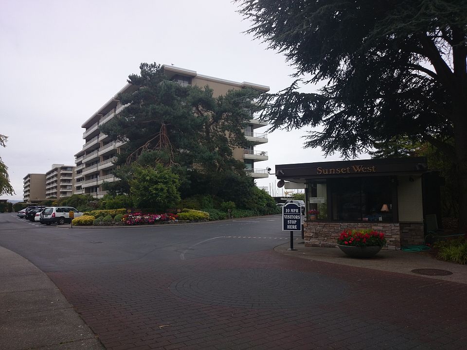 1st image of 6535 Seaview Ave NW APT 707B