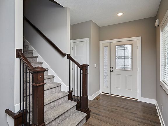 3rd image of 9019 Cody Dr
