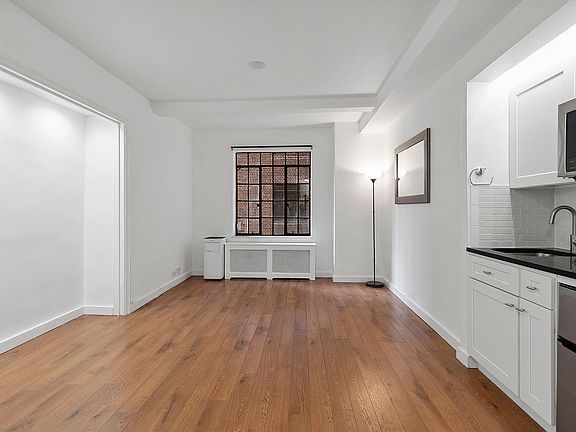 4th image of 25 Tudor City Pl APT 618