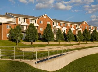 7031 S 38th St APT 82, Lincoln, NE 68516