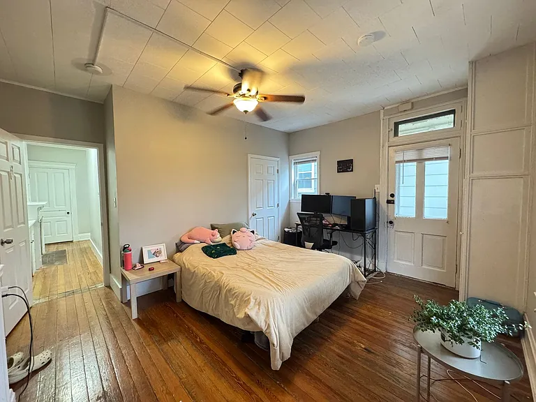 2417 Fairview Ave — Photo 16