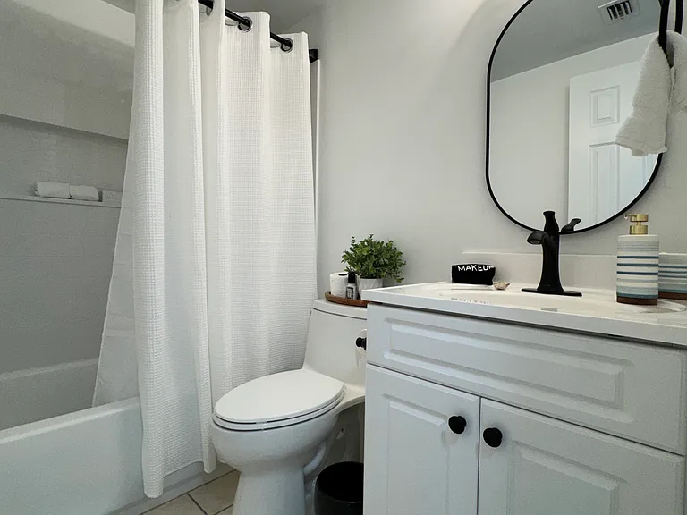 801 River Point Dr #206A — Photo 18