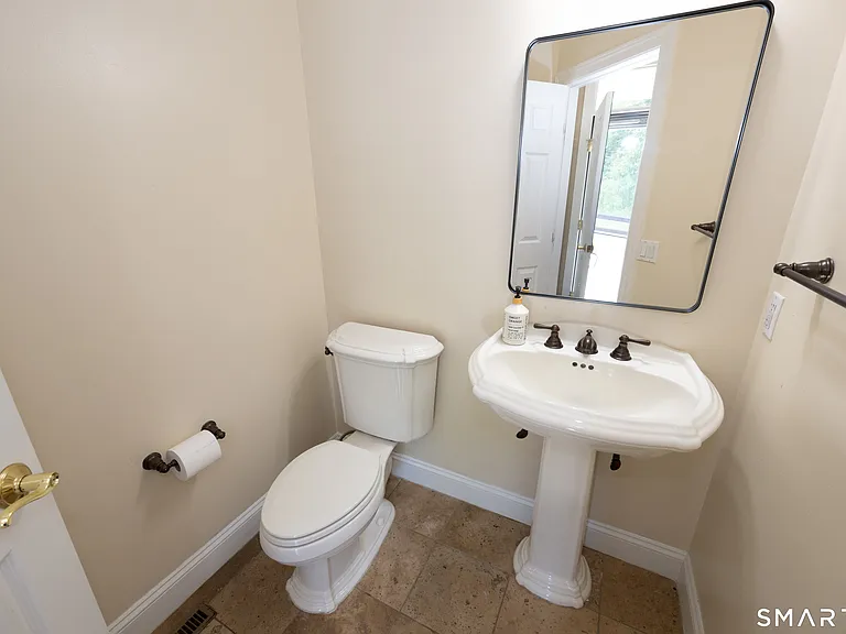 19 Orwich Ct #19 — Photo 11