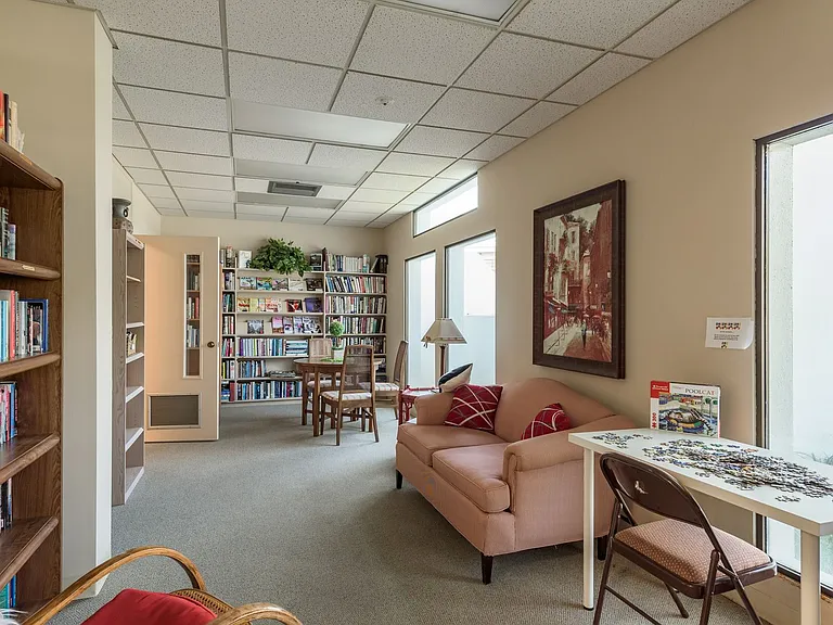 30 Turner St #502 — Photo 5
