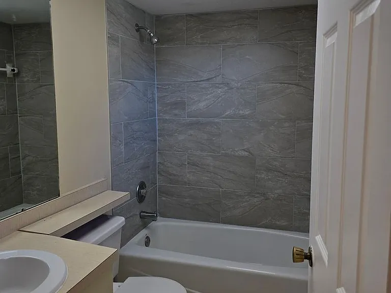 853 Mecca Dr #C — Photo 11