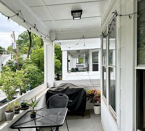 2nd image of 895 Park Ave #4